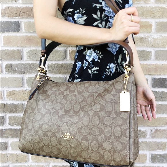 Gaby’sBags👜💕- Coach Large Tote Crossbody signatu - Picture 5 of 7